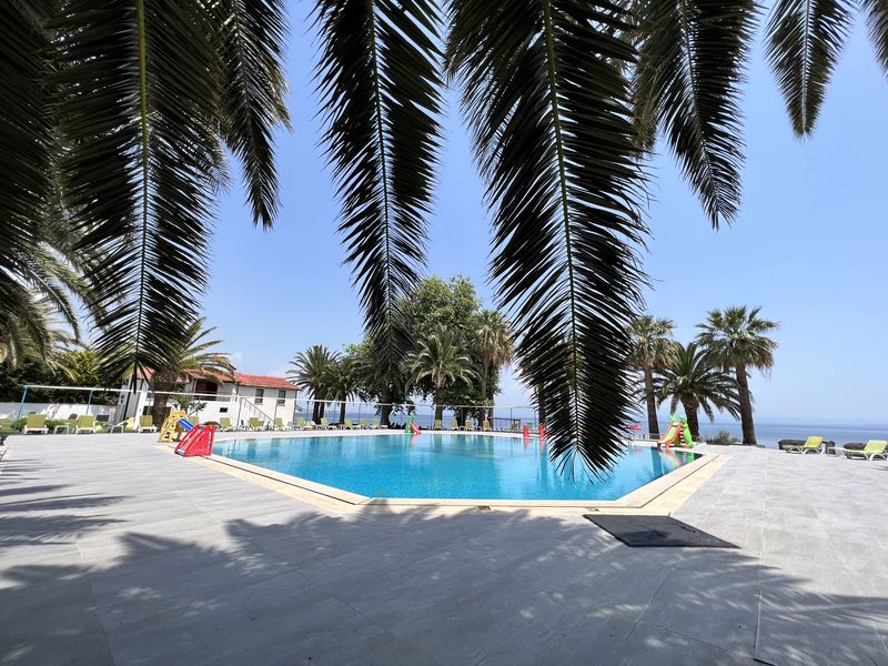 Kaju Beach Hotel