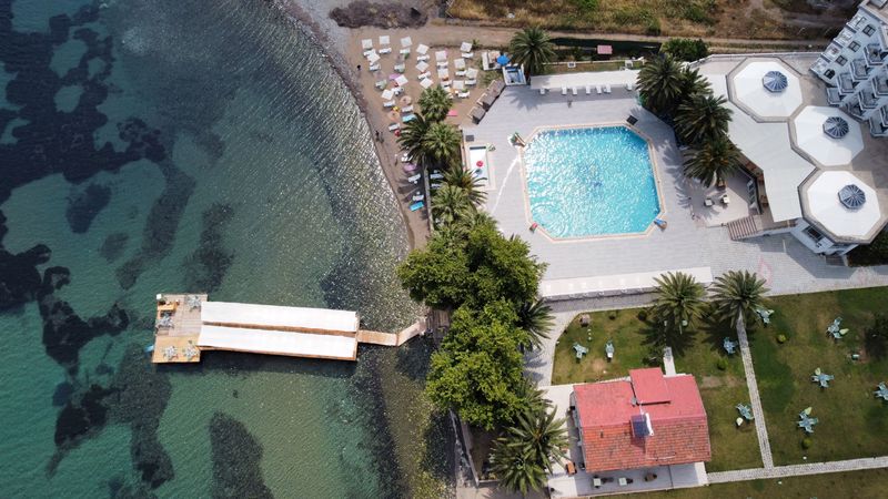 Kaju Beach Hotel