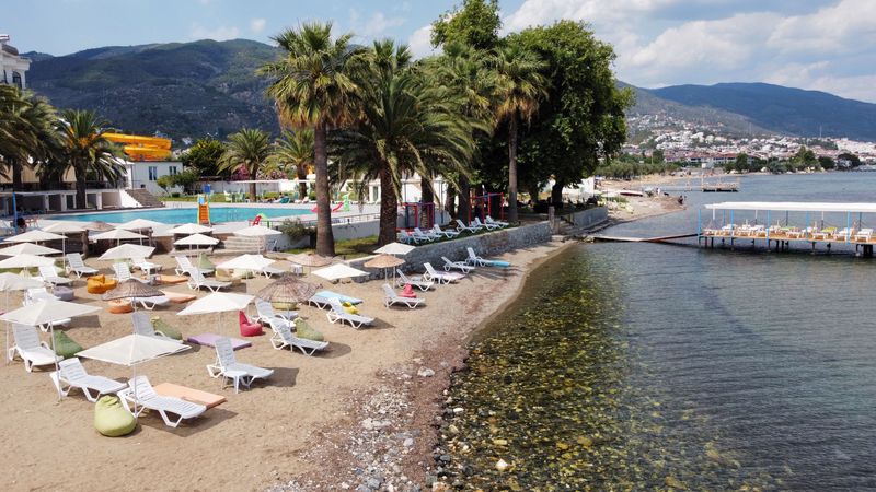 Kaju Beach Hotel