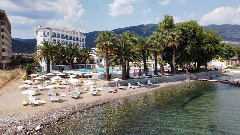 Kaju Beach Hotel