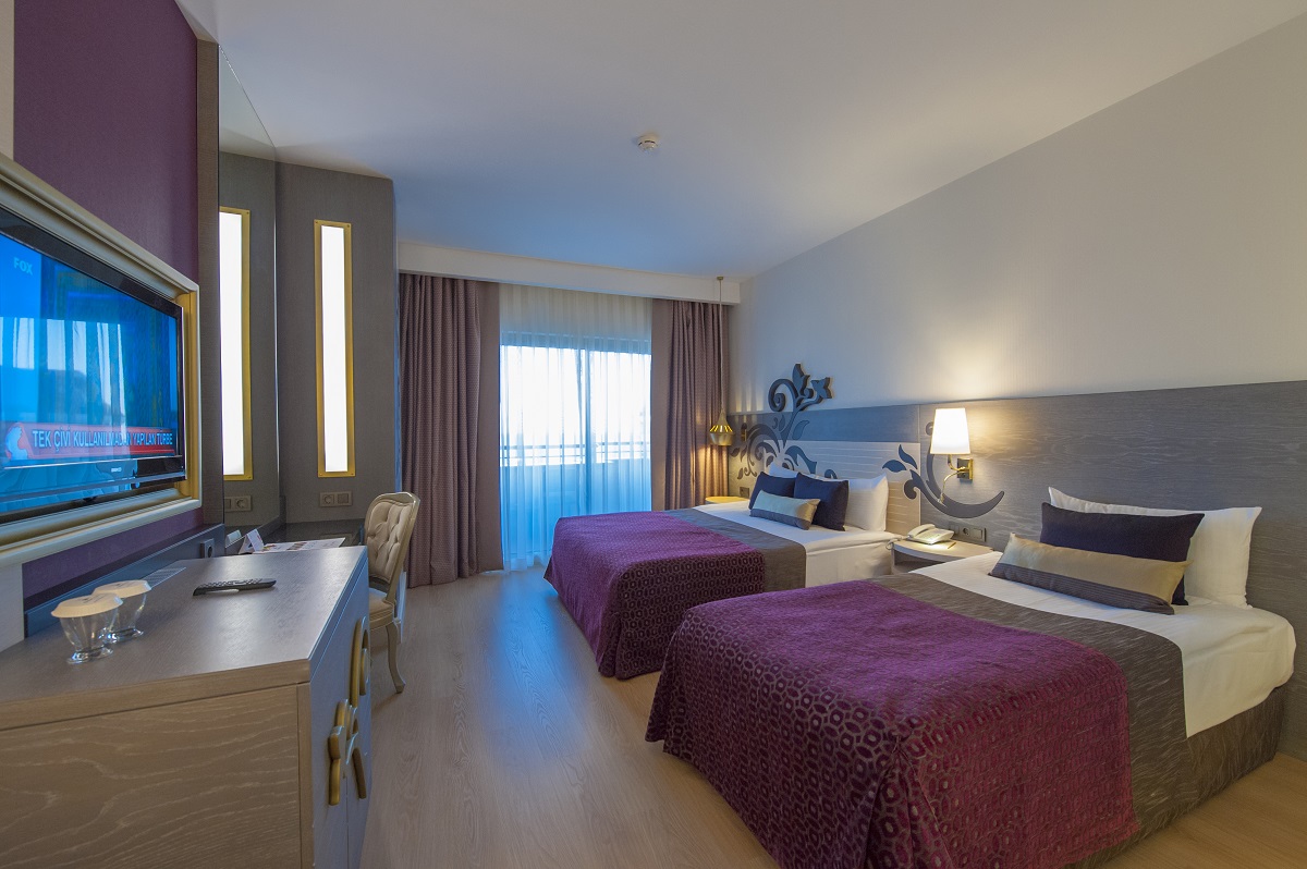 Kirman Belazur Resort & Spa