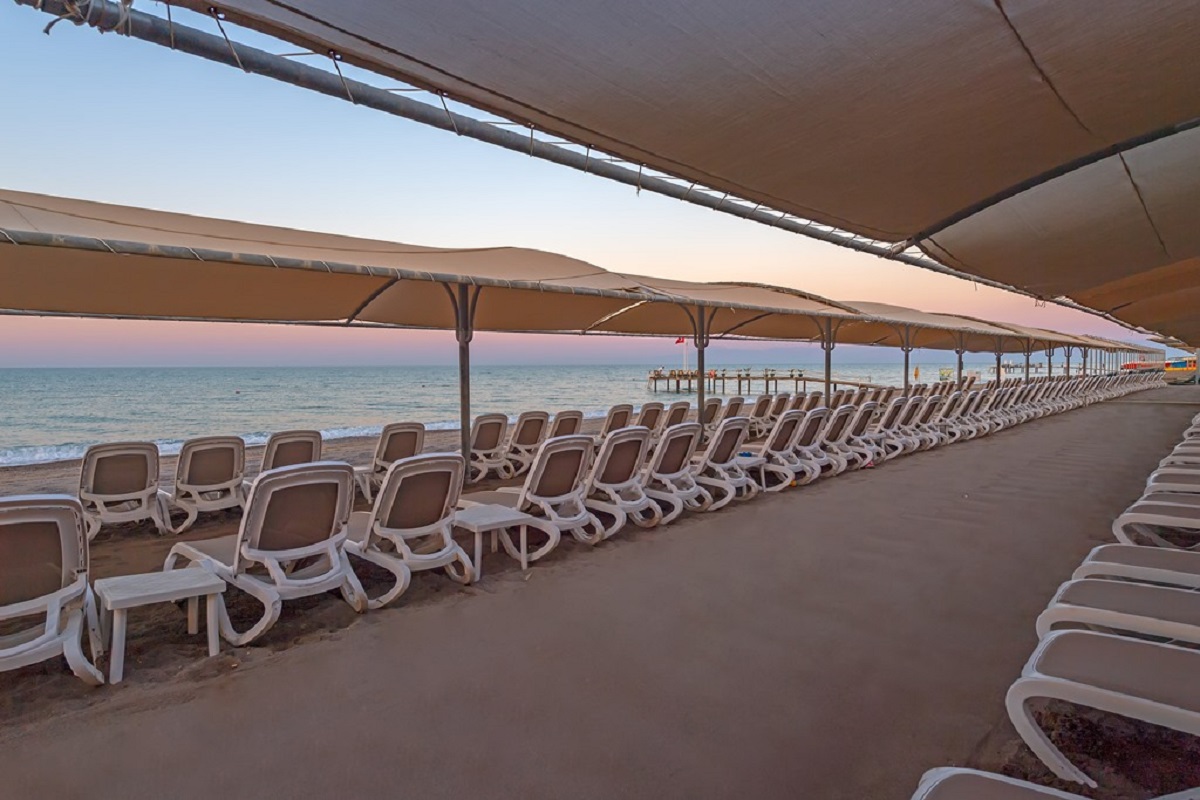 Kirman Belazur Resort & Spa