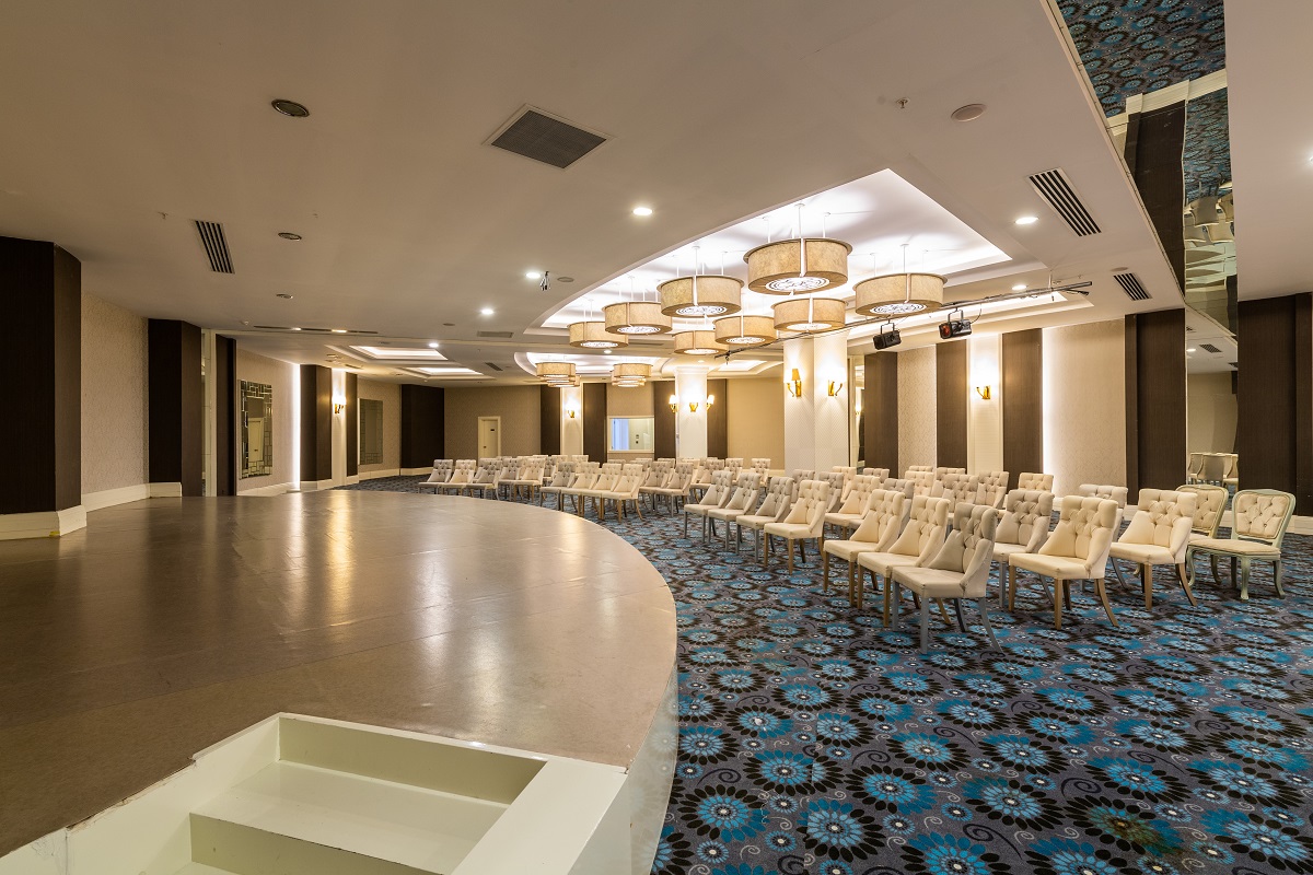 Kirman Belazur Resort & Spa
