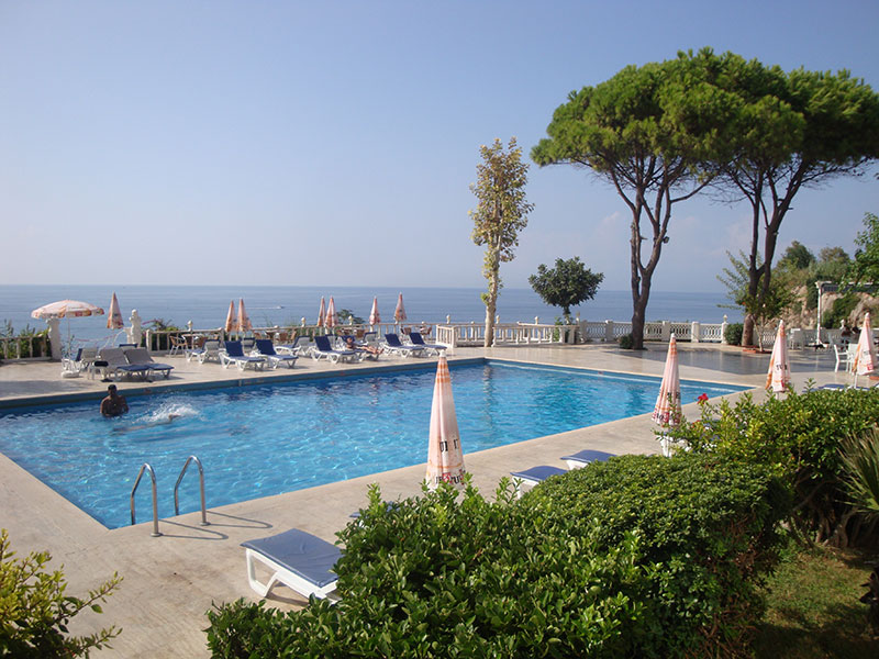 Lara Hotel