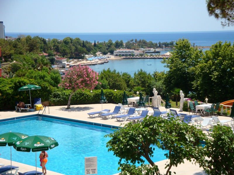 Lara Hotel