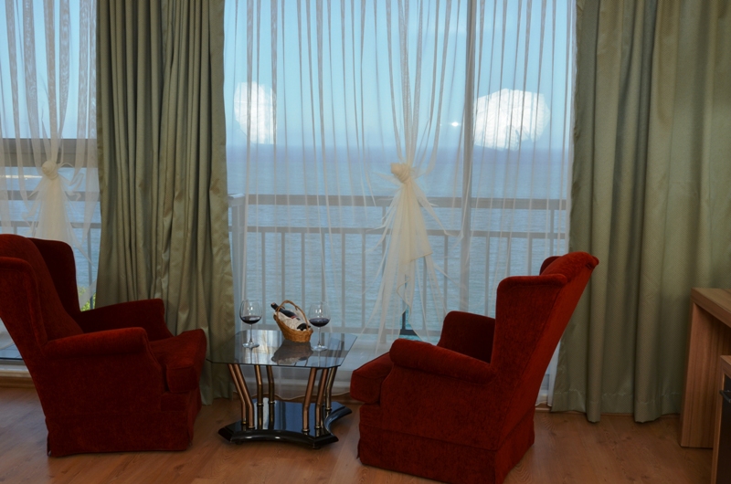 Lara Hotel