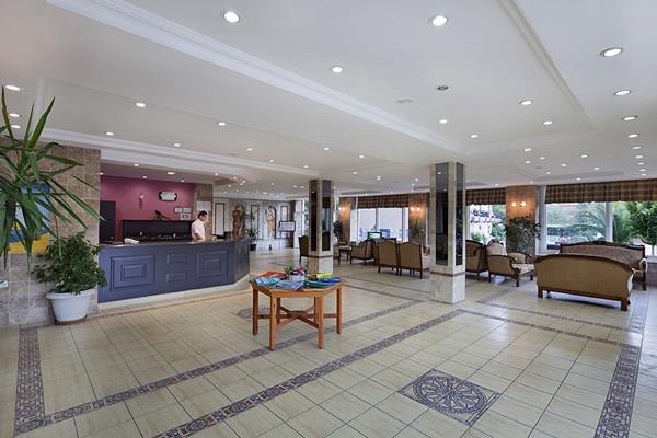 Larissa Garden Hotel