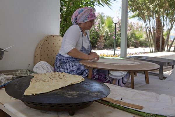 Larissa Garden Hotel