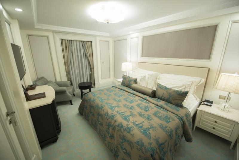 Les Ambassadeurs Hotel & Casino