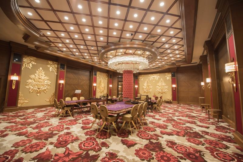 Les Ambassadeurs Hotel & Casino