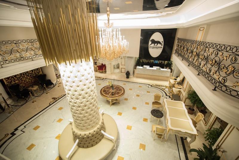 Les Ambassadeurs Hotel & Casino