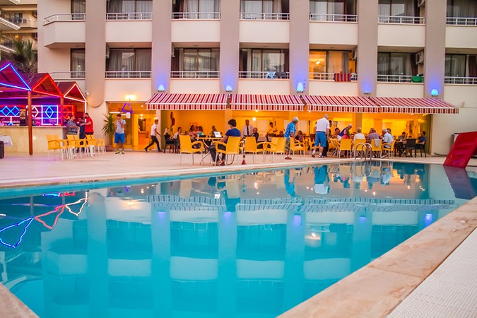 Letoon Plus Otel