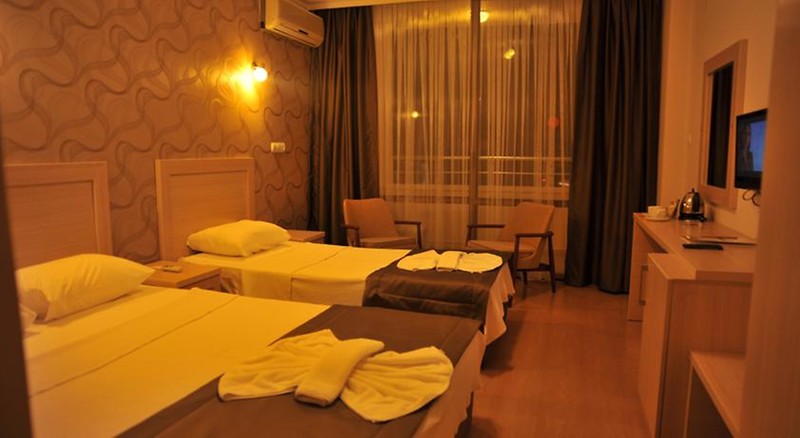 Letoon Plus Otel