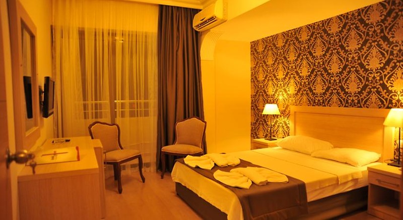 Letoon Plus Otel