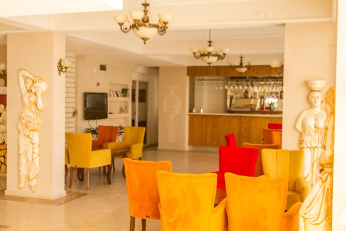 Letoon Plus Otel