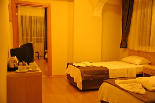 Letoon Plus Otel
