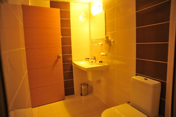 Letoon Plus Otel