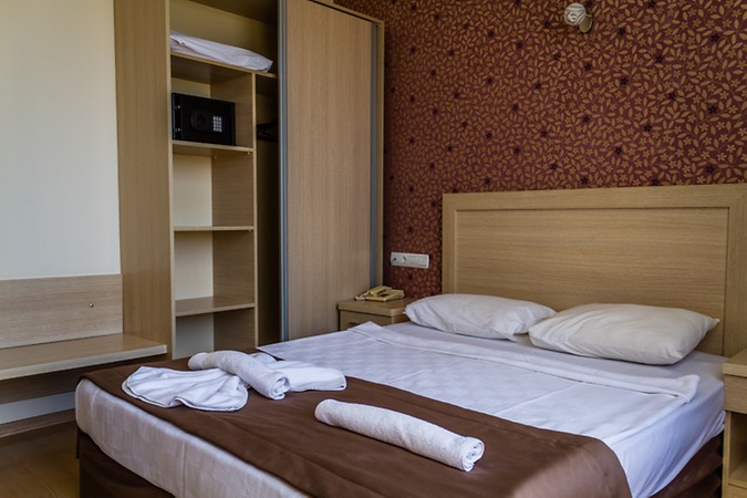 Letoon Plus Otel