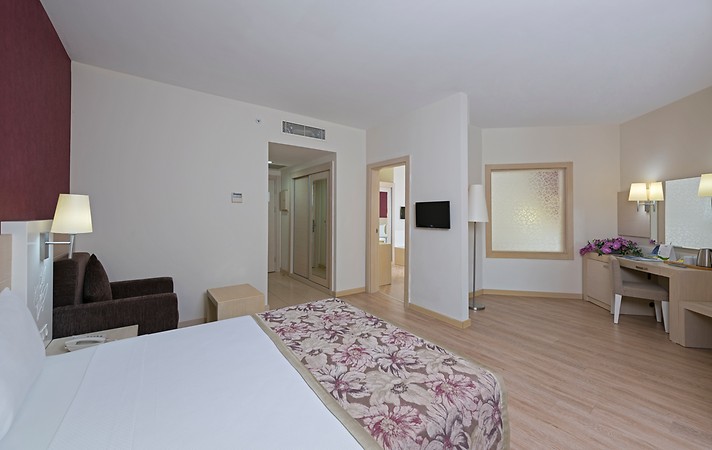 Lilyum Hotel & Spa Side