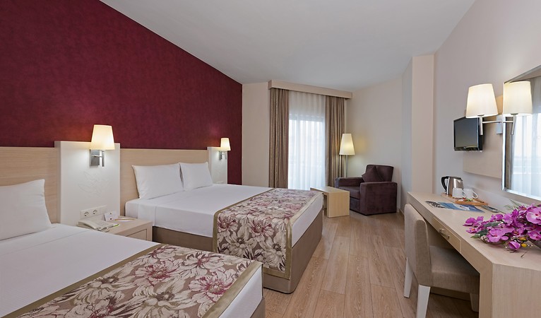 Lilyum Hotel & Spa Side