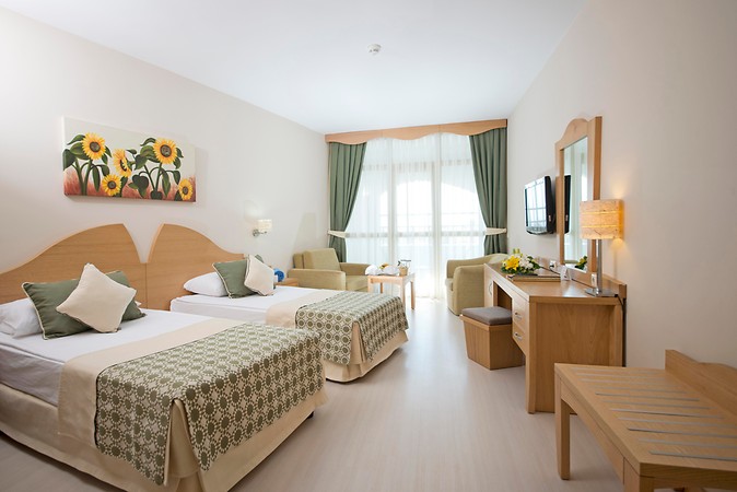 Limak Arcadia Golf Resort