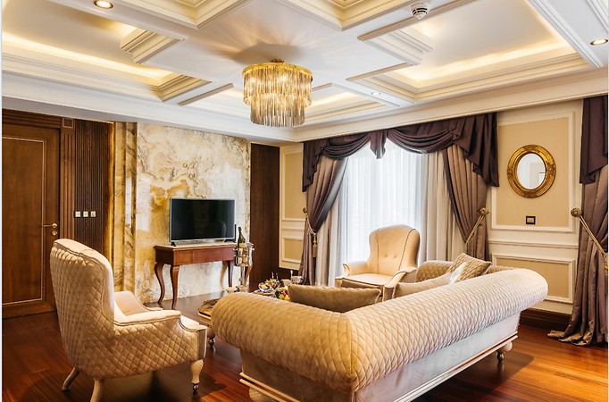 Lord's Palace Hotel