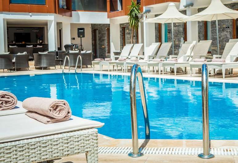 Majeste Hotel