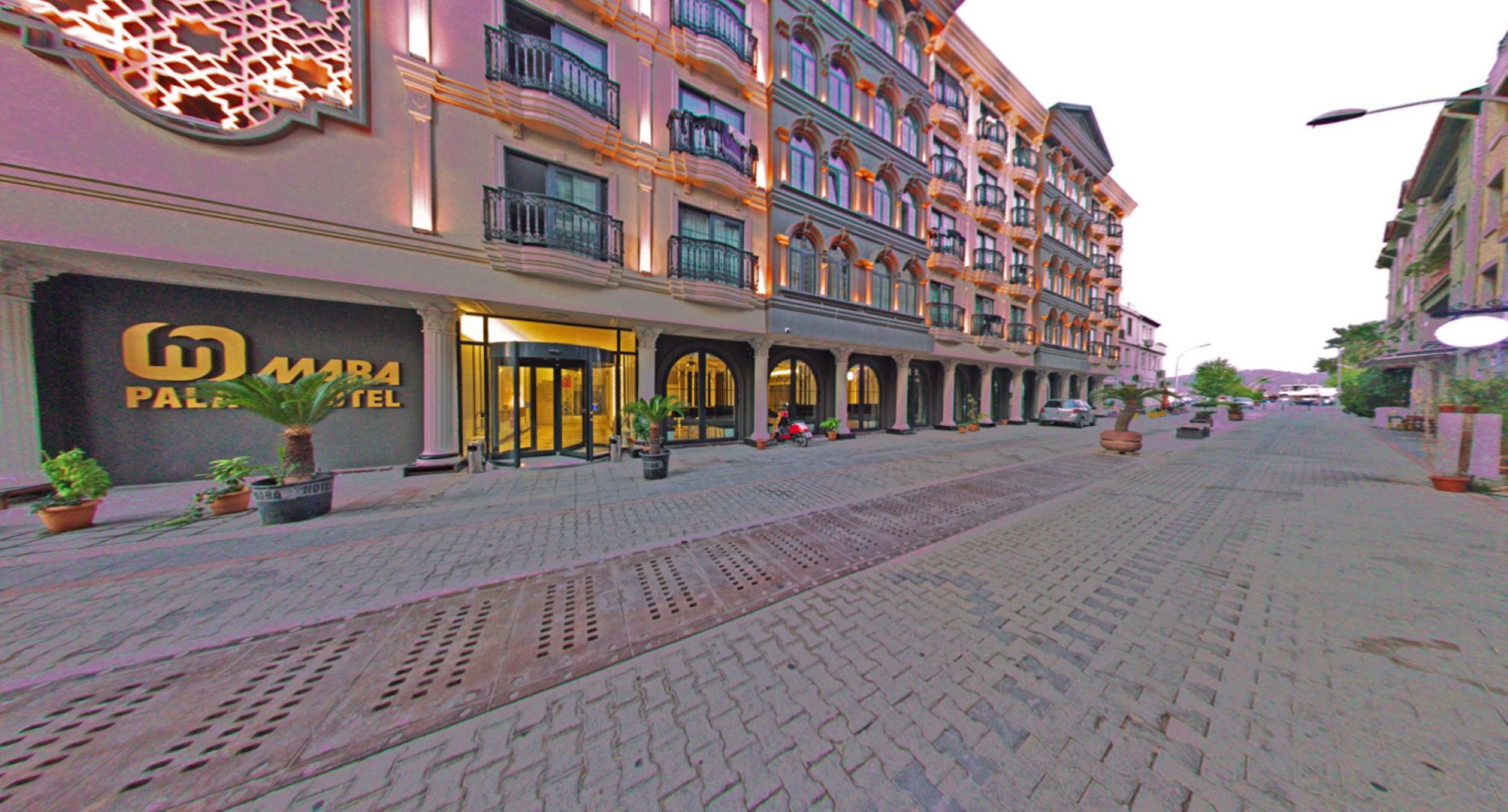 Mara Palace Hotel