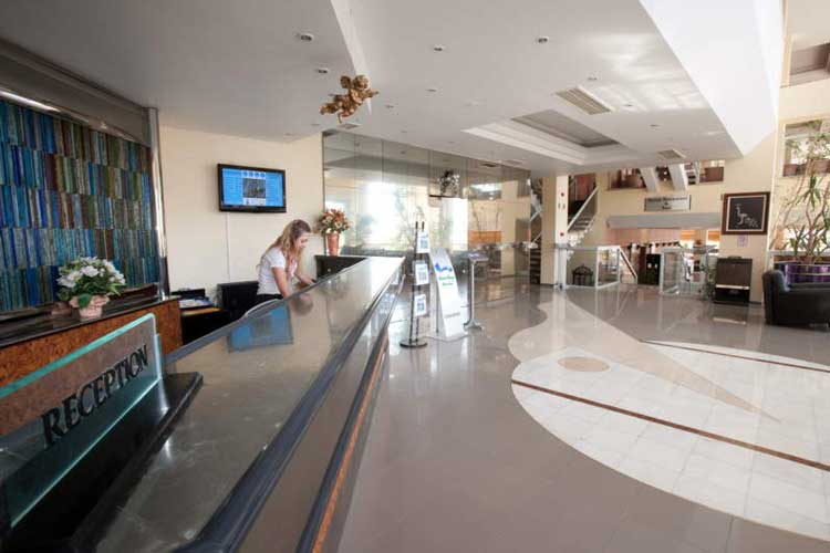 Marina Hotel Kuşadası