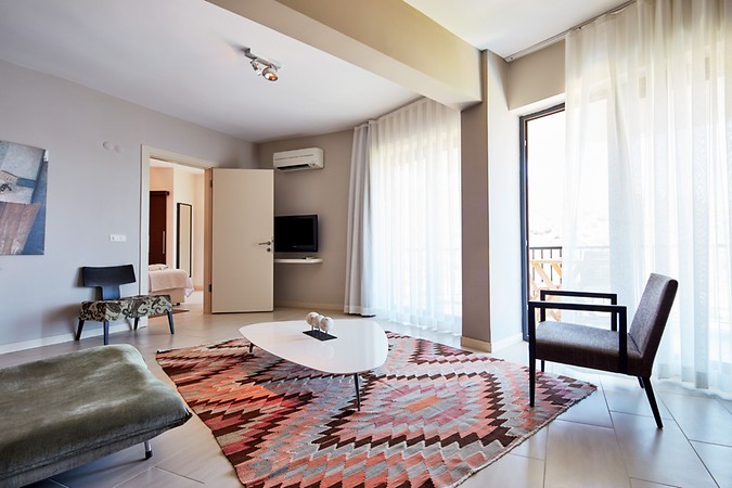 Med-inn Boutique Hotel