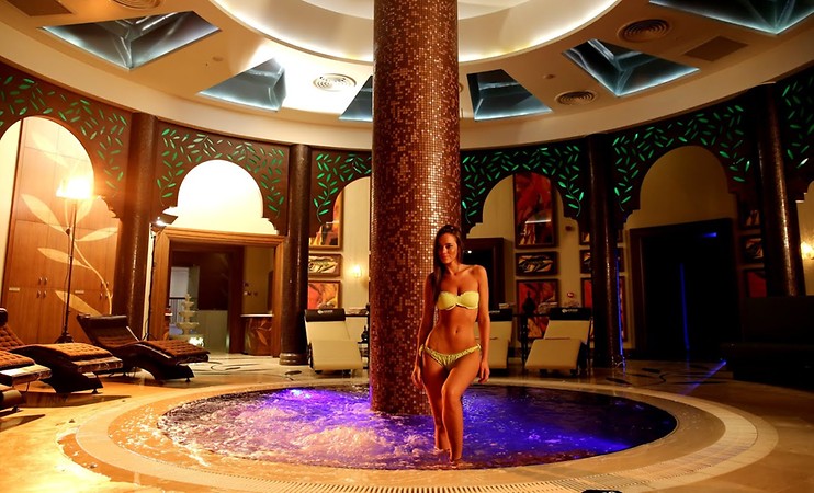Merit Royal Premium Hotel & Casino