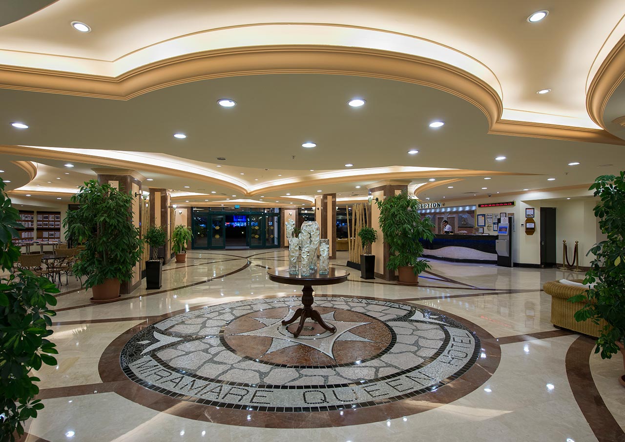 Miramare Queen Hotel