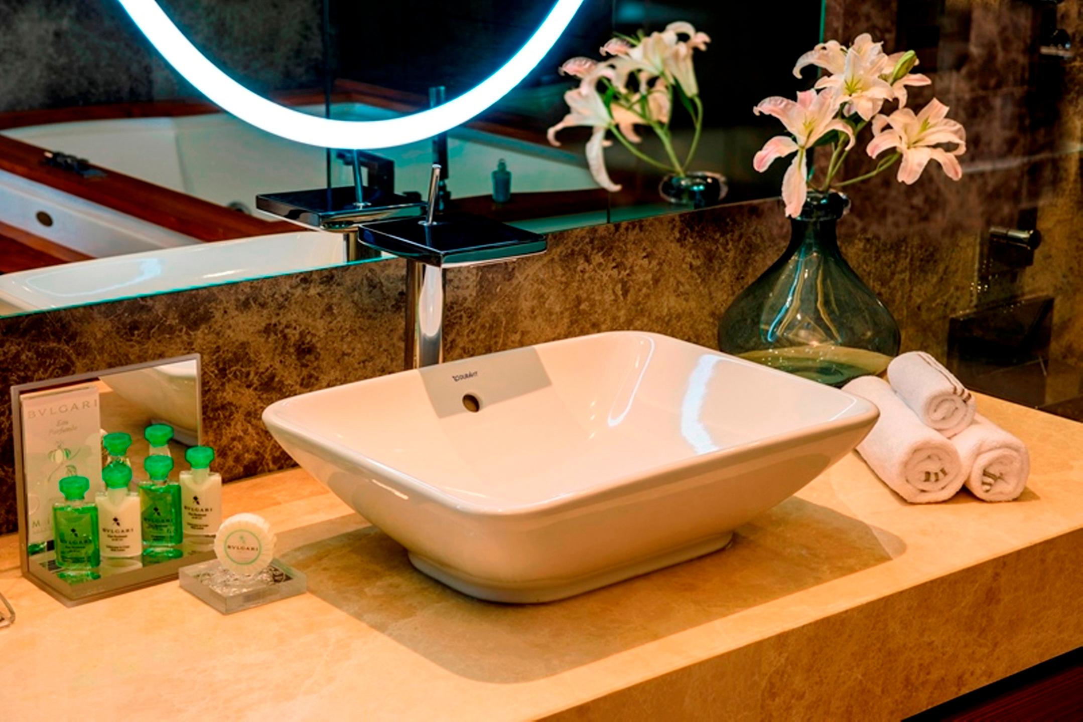 Mivara Luxury Resort Hotel