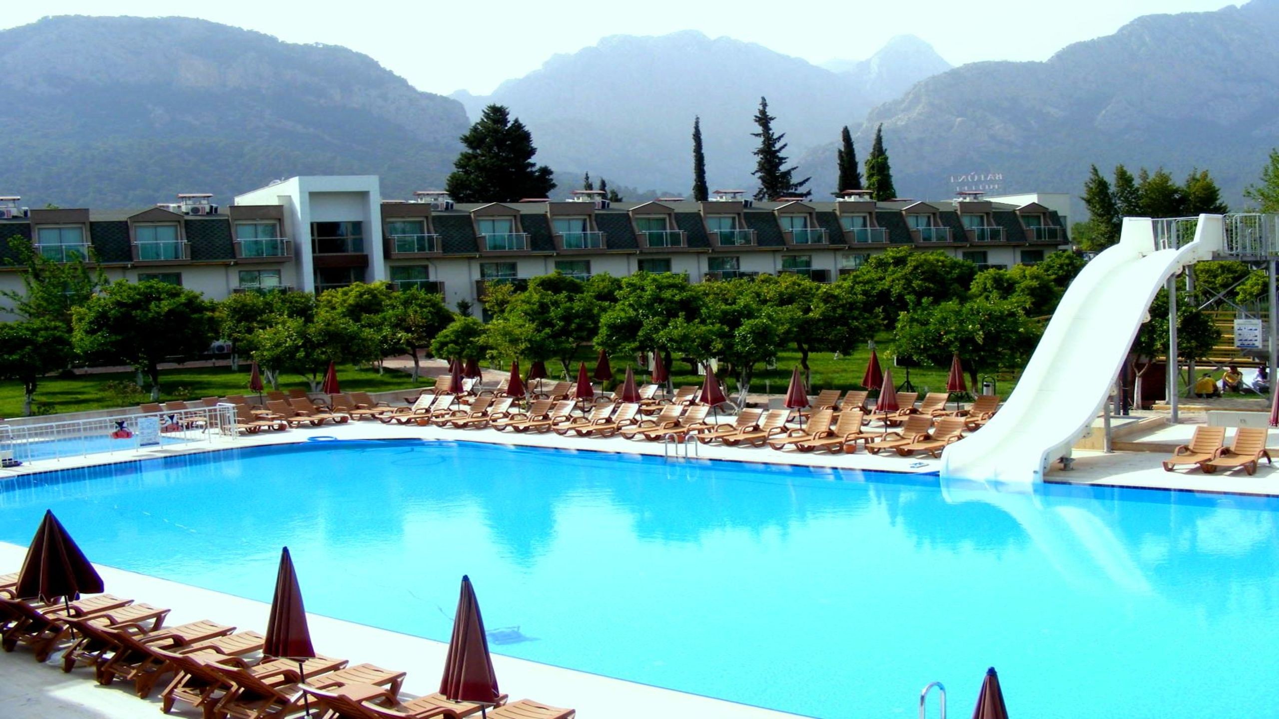 Monna Roza Garden Resort