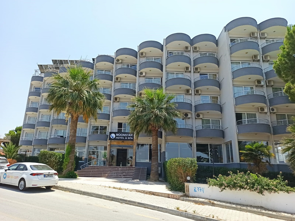 Moonstar Otel