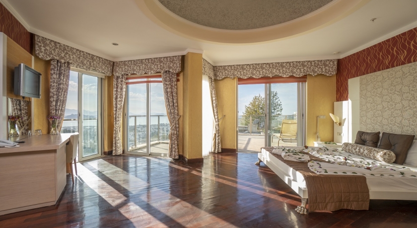 My Mira Deluxe Resort
