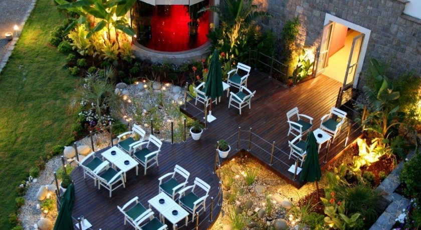 My Mira Deluxe Resort