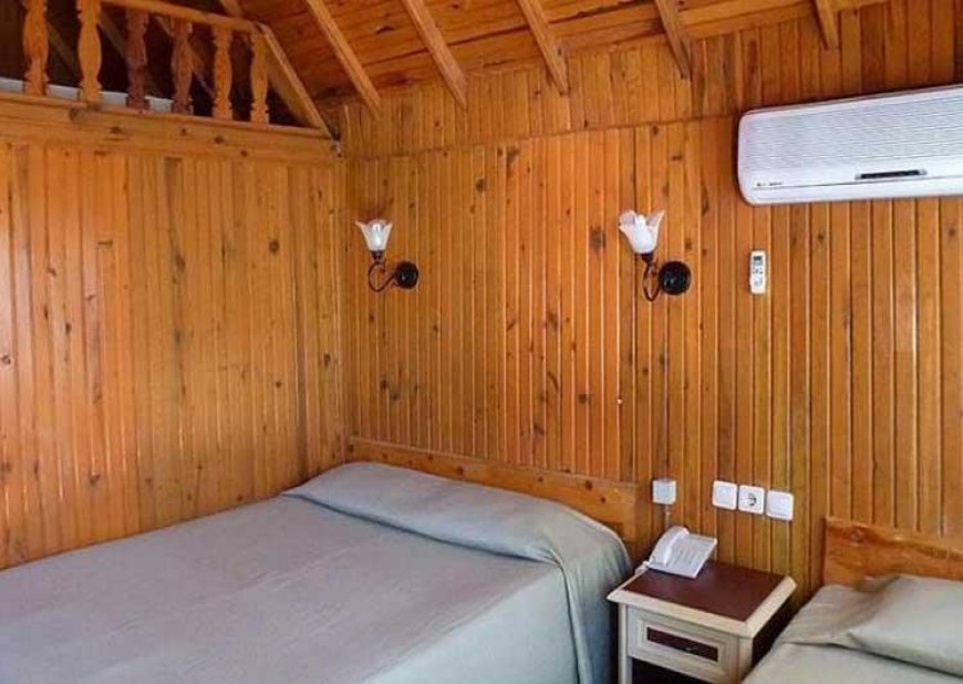 Nova Beach Hotel