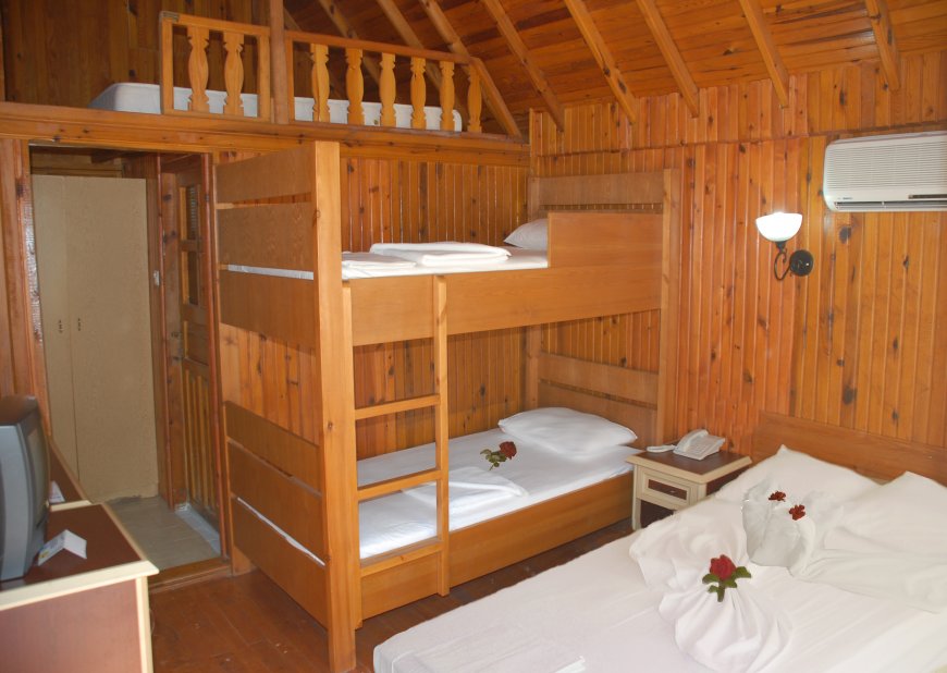 Nova Beach Hotel