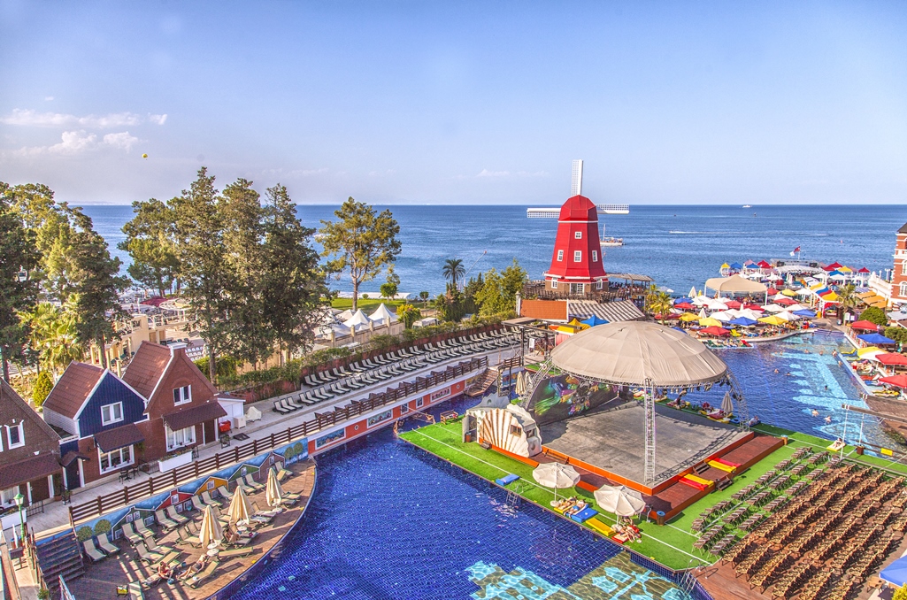 Orange County Resort Hotel