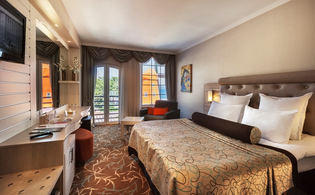 Orange County Resort Hotel