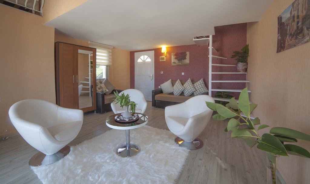 Peace Boutique Hotel