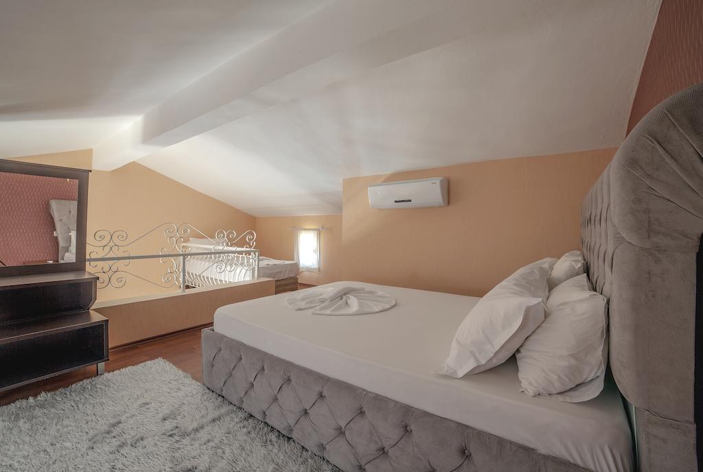 Peace Boutique Hotel