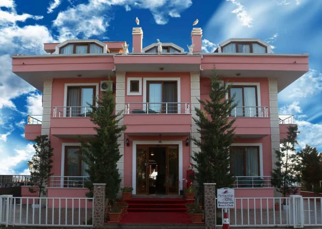 Pembe Köşk Otel