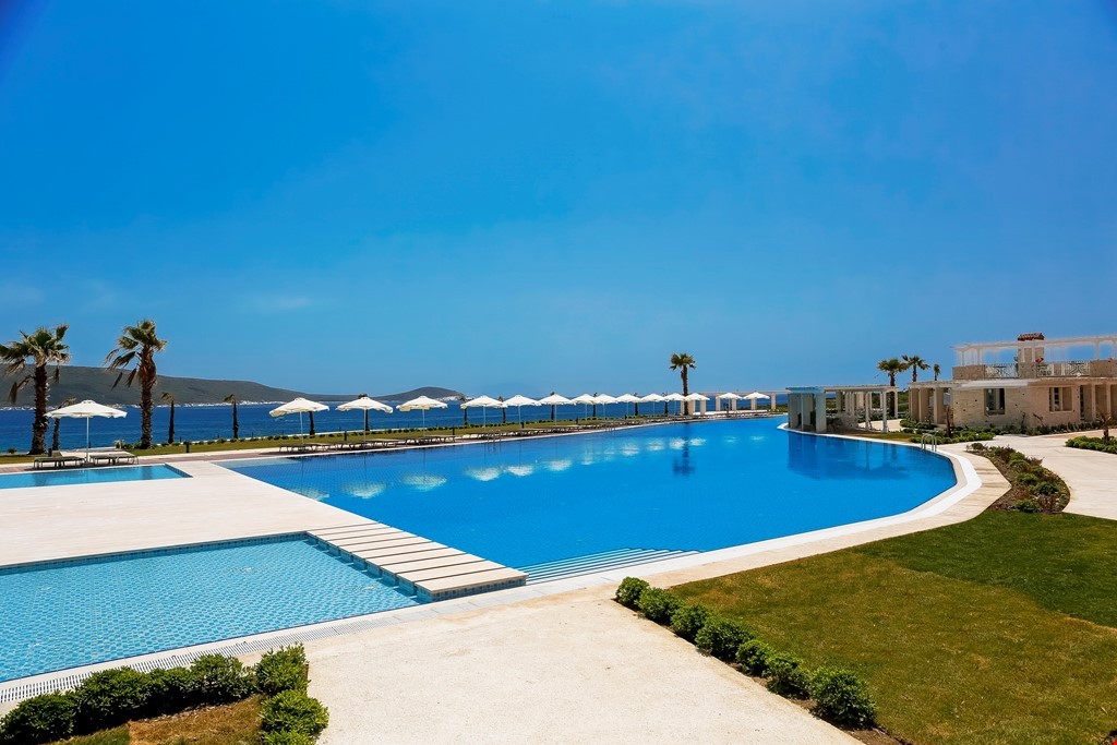 Porto Beach Resort Exclusive