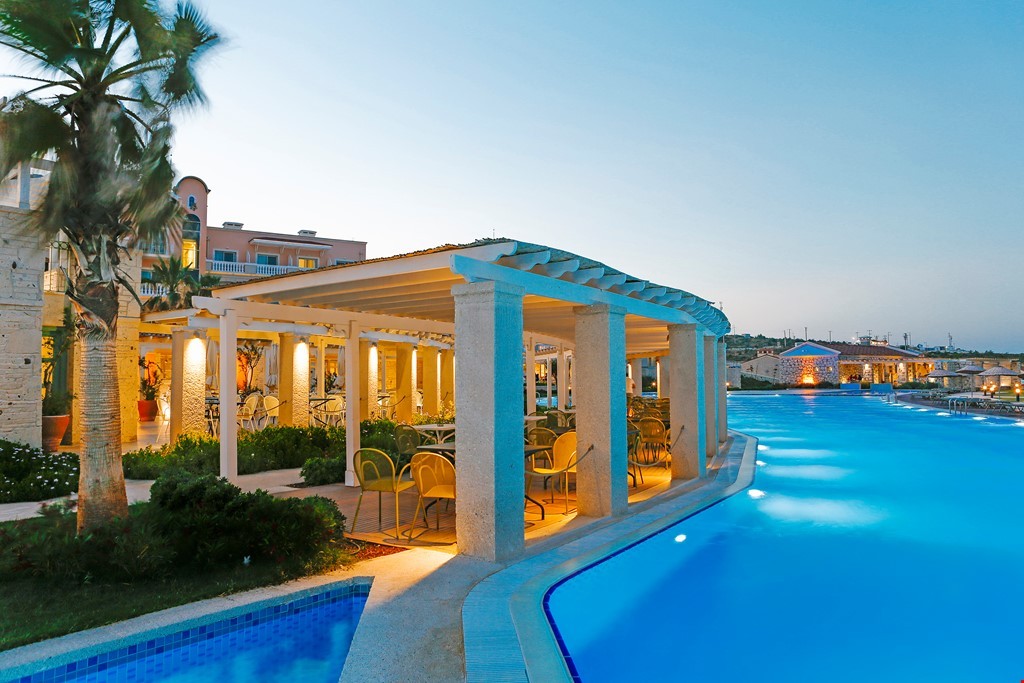 Porto Beach Resort Exclusive