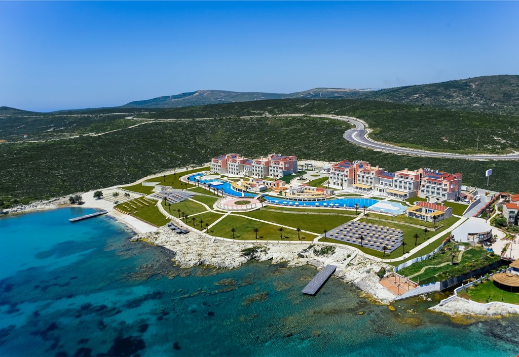 Porto Beach Resort Exclusive