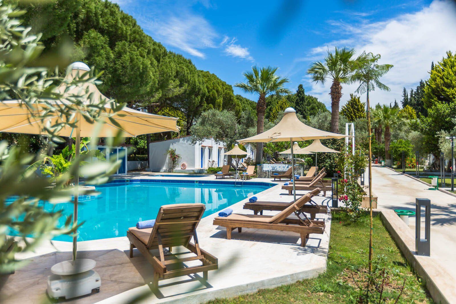 Risus Garden Marina Hotel