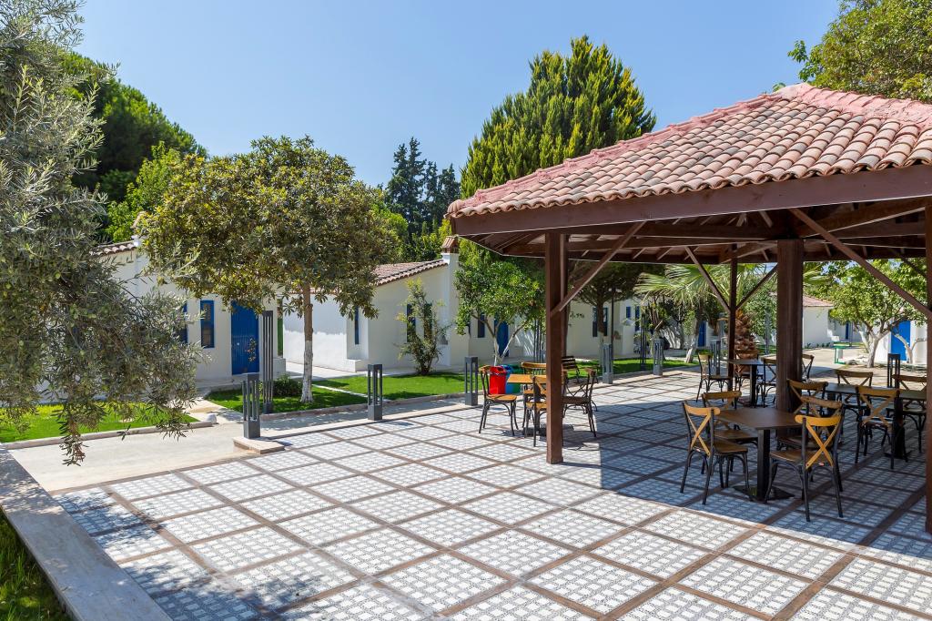 Risus Garden Marina Hotel