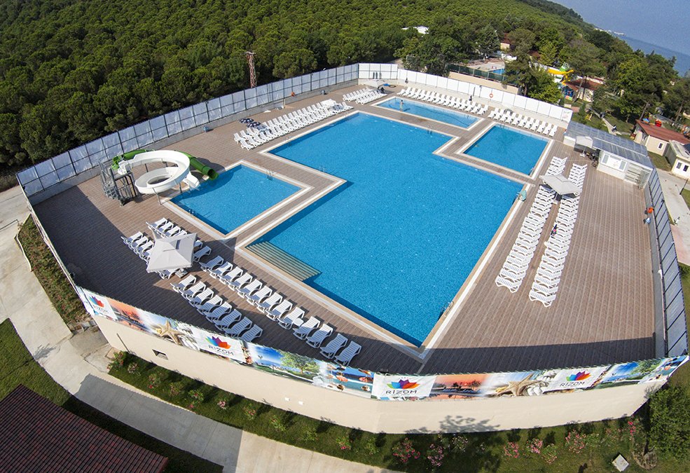 Rizom Tatil Köyü